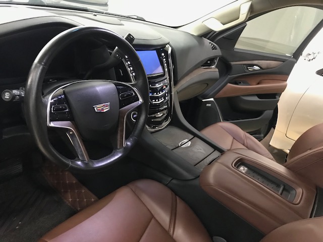 Cadillac Escalade ESV Premium 2015 - Cần bán xe Cadillac Escalade ESV Premium 2015 đăng ký 2017 siêu đẹp 