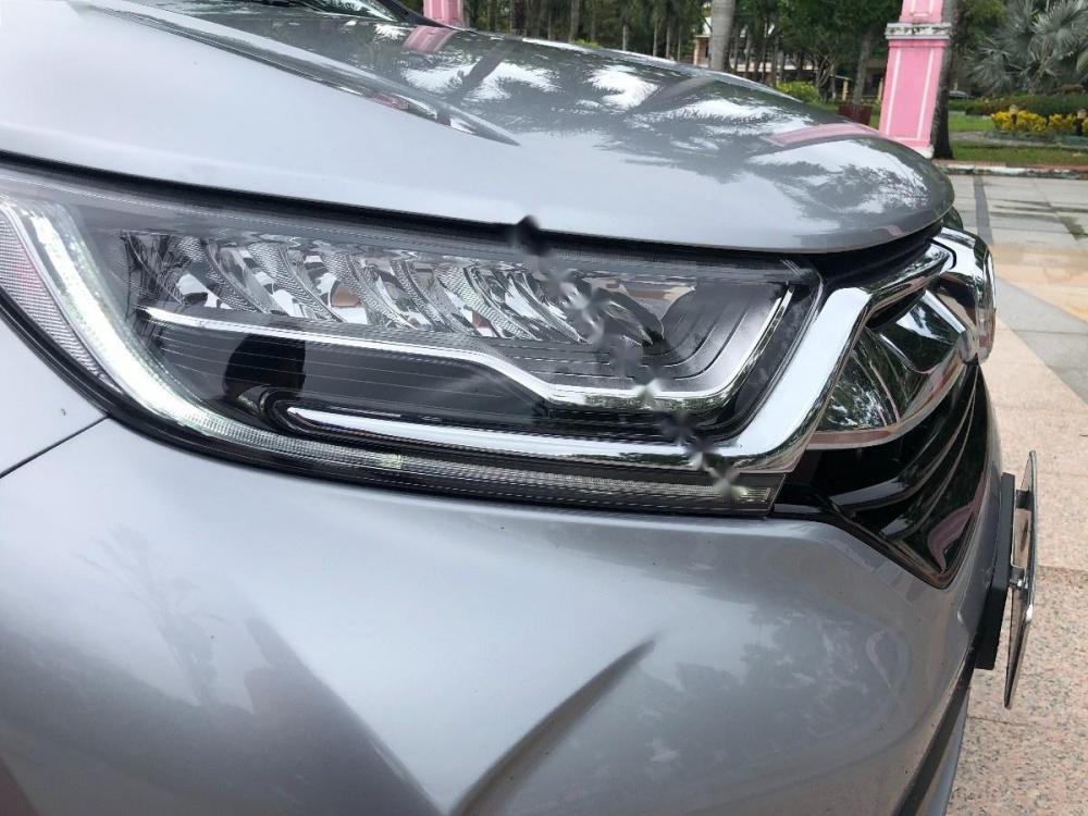 Honda CR V L 2018 - Bán Honda CR V L 2018, màu bạc, xe chính chủ 100% mua mới