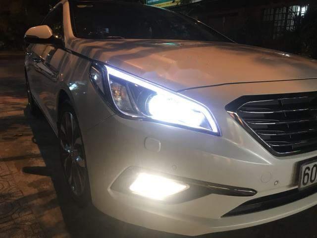 Hyundai Sonata 2015 - Bán xe cũ Hyundai Sonata 2015, màu trắng, nhập khẩu nguyên chiếc