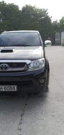 Toyota Hilux     2010 - Bán xe Toyota Hilux năm sản xuất 2010