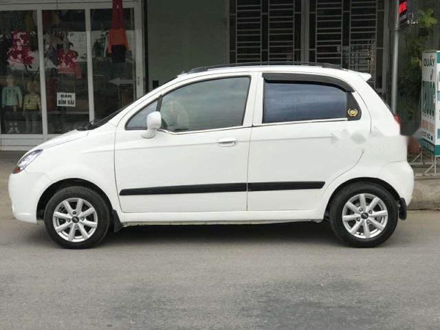 Chevrolet Spark 2009 - Cần bán Chevrolet Spark sản xuất 2009, màu trắng, xe nhập chính chủ