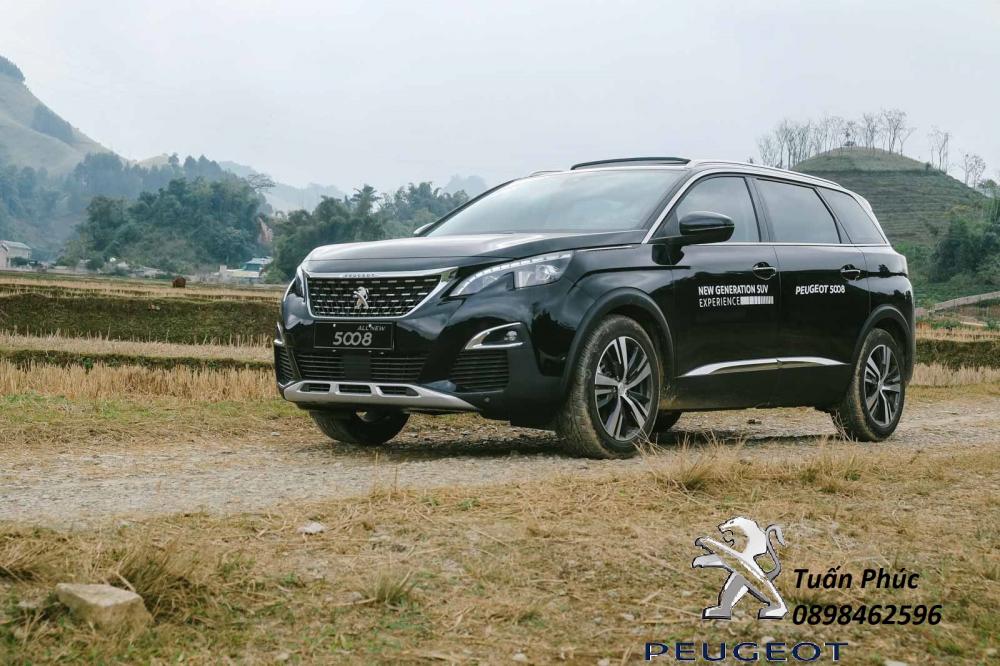 Peugeot 5008 2018 - Bán Peugeot 5008 Phiên bản 2018, từ 500tr Quý Khách có thể rinh xe về nhà, liên hệ trực tiếp để hỗ trợ