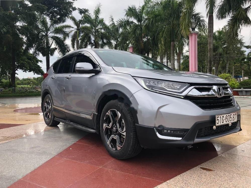 Honda CR V L 2018 - Bán Honda CR V L 2018, màu bạc, xe chính chủ 100% mua mới