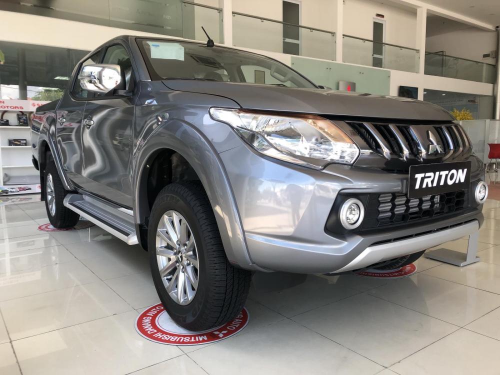 Mitsubishi Triton 4x2 AT Mivec 2018 - Bán xe Triton Mivec 1 cầu nhập khẩu, có xe giao ngay