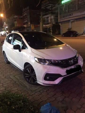 Honda Jazz   RS 2018 - Cần bán gấp Honda Jazz RS năm 2018, màu trắng, nhập khẩu nguyên chiếc, giá tốt