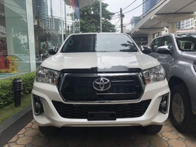 Toyota Hilux 2.4E 4X2 AT 2018 - Bán xe Toyota Hilux E 2018, số tự động, đủ màu