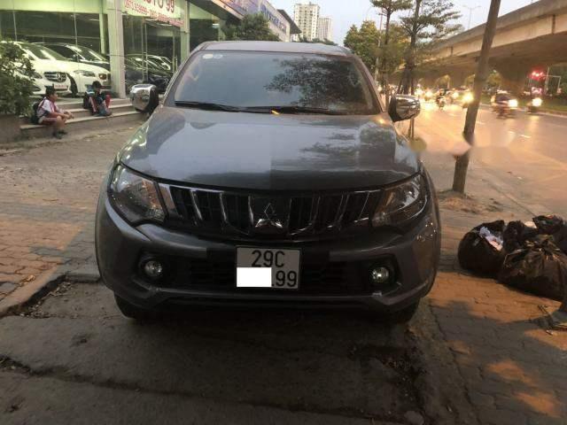 Mitsubishi Triton 2.5AT 2017 - Bán Mitsubishi Triton 2.5AT đời 2017, màu xám, nhập khẩu nguyên chiếc