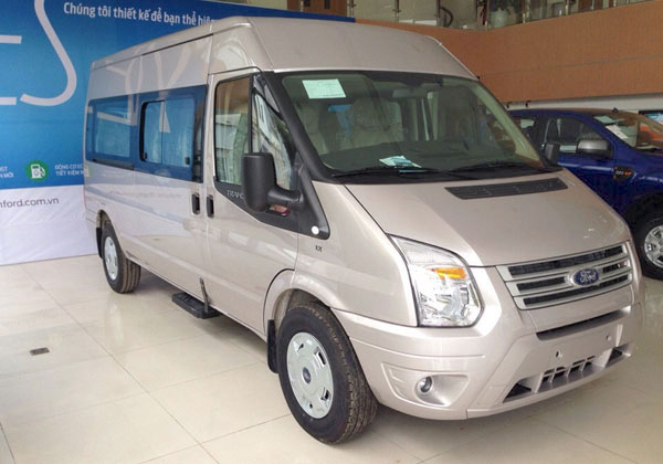 Ford Transit 2.4L 2018 - Ford Transit 2018, mới 100%, xe giao ngay - Hỗ trợ trả góp 85%, hotline 090 628 3959 / 096 381 5558