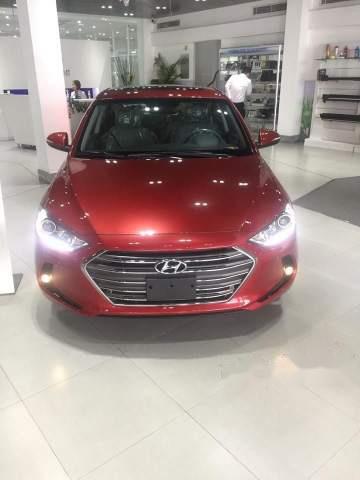 Hyundai Elantra   1.6 AT  2018 - Bán xe Hyundai Elantra 1.6 AT năm 2018, màu đỏ, xe nhập, giá 629tr