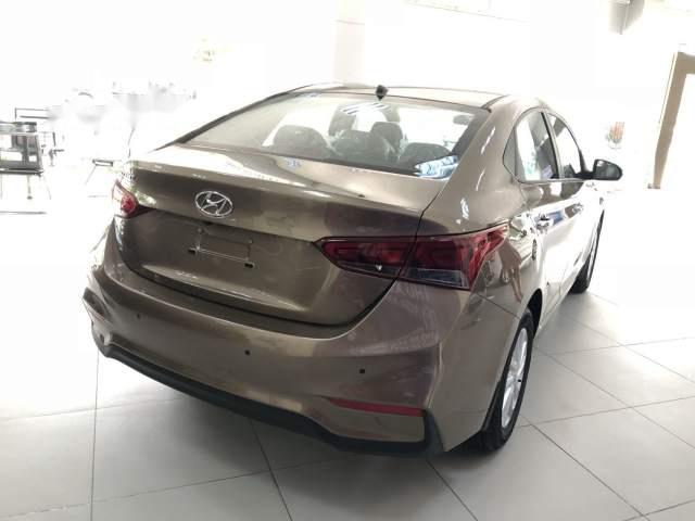 Hyundai Accent   2018 - Bán Hyundai Accent 2018, màu nâu, giá chỉ 435 triệu