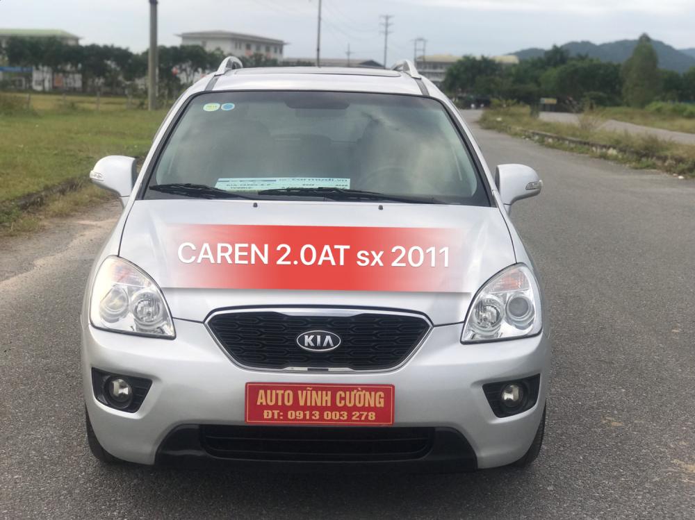 Kia Carens 2.0 2011 - Cần bán xe Kia Carens 2.0 sản xuất 2011, màu bạc, nhập khẩu nguyên chiếc