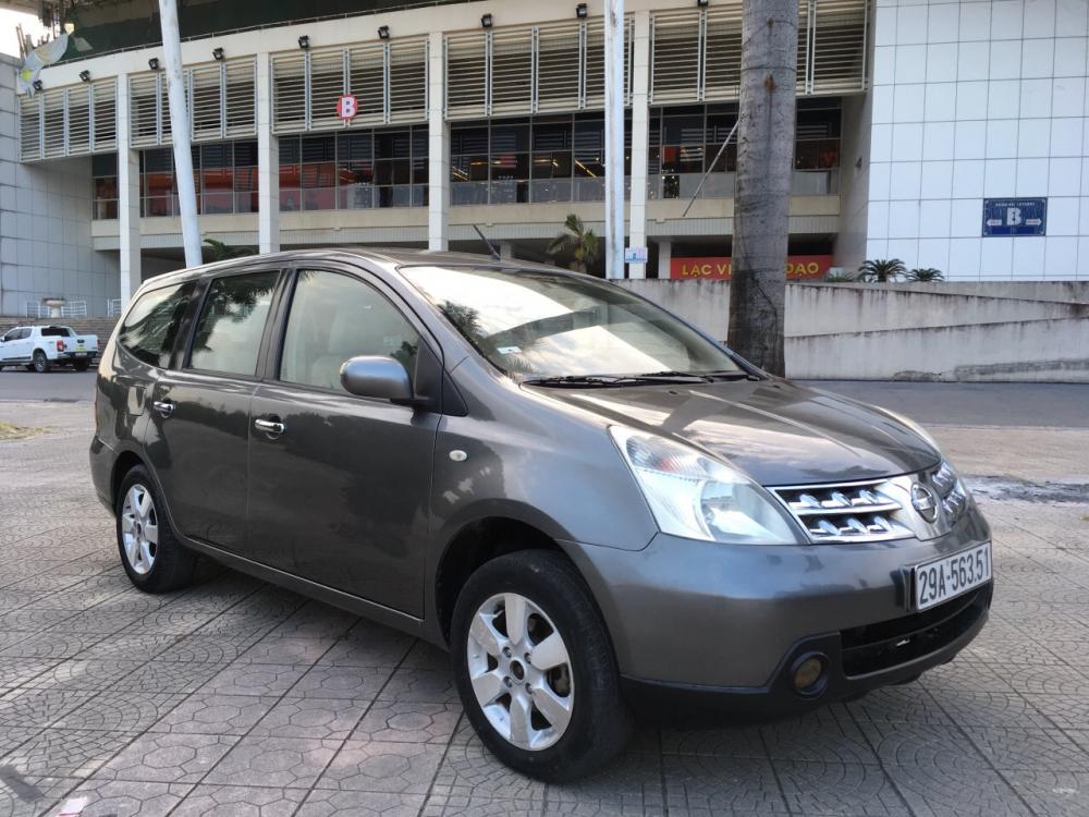 Nissan Grand livina 1.8MT 2012 - Cần bán xe Nissan Grand Livina 1.8MT sản xuất năm 2012, màu xám (ghi)