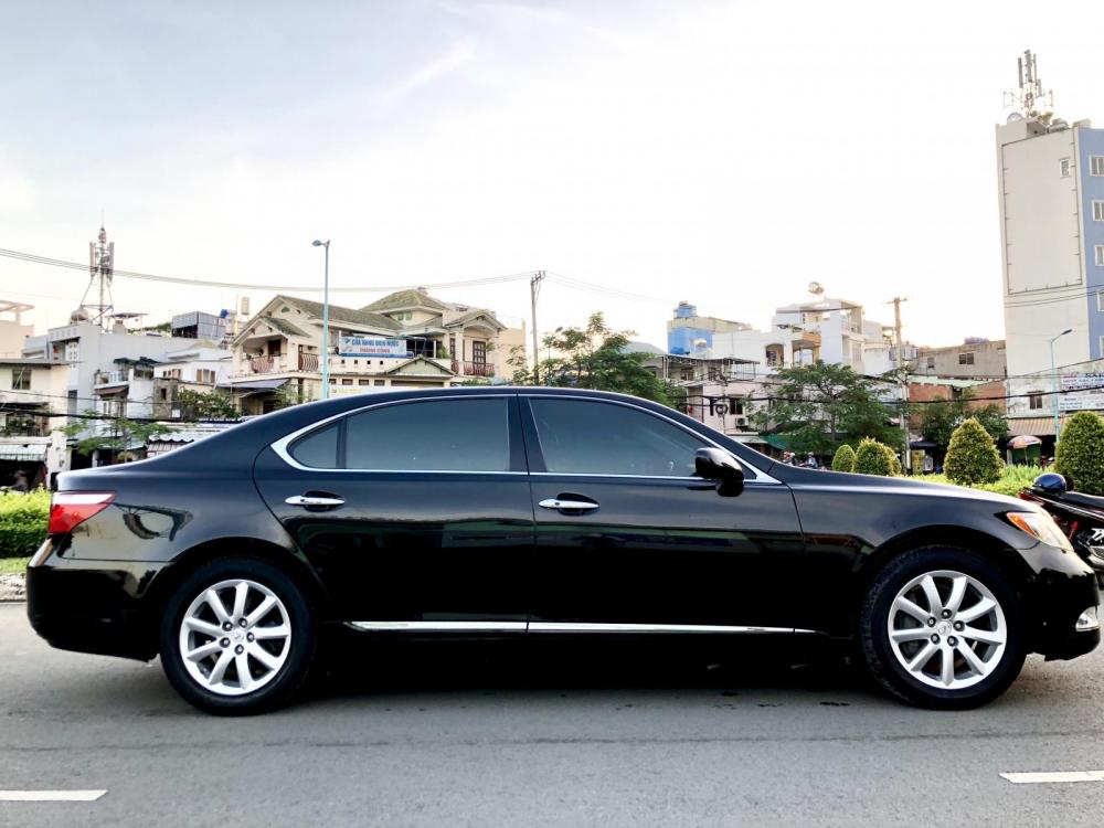 Lexus LS 460L 2008 - Lexus LS460L nhập Mỹ 2008 form mới loại cao cấp,
Hàng full đủ đồ chơi cốp điện