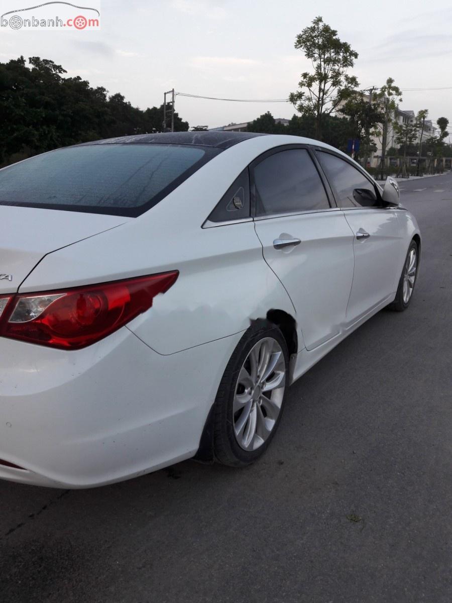 Hyundai Sonata 2.0 AT 2010 - Bán Hyundai Sonata 2.0 AT đời 2010, màu trắng, nhập khẩu số tự động