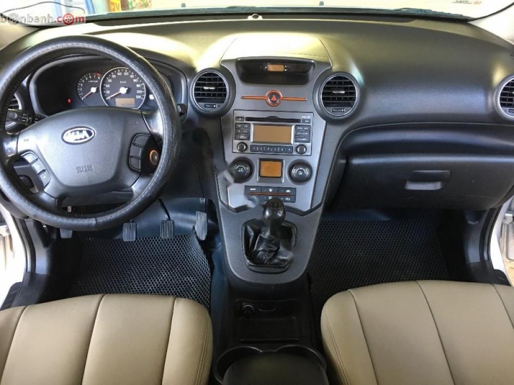 Kia Carens  MT 2011 - Bán Kia Carens MT năm 2011, màu bạc như mới, giá chỉ 325 triệu