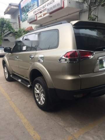 Mitsubishi Pajero Sport 2016 - Cần bán lại xe Mitsubishi Pajero Sport 2016, màu vàng như mới, giá 789tr