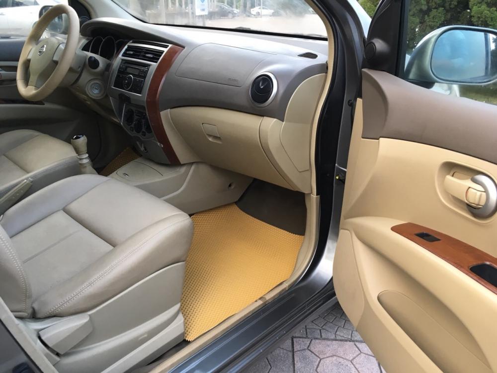 Nissan Grand livina 1.8MT 2012 - Cần bán xe Nissan Grand Livina 1.8MT sản xuất năm 2012, màu xám (ghi)