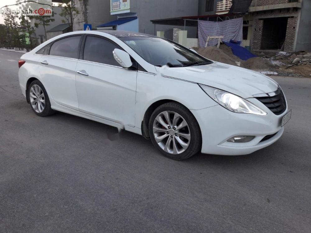 Hyundai Sonata 2.0 AT 2010 - Bán Hyundai Sonata 2.0 AT đời 2010, màu trắng, nhập khẩu số tự động