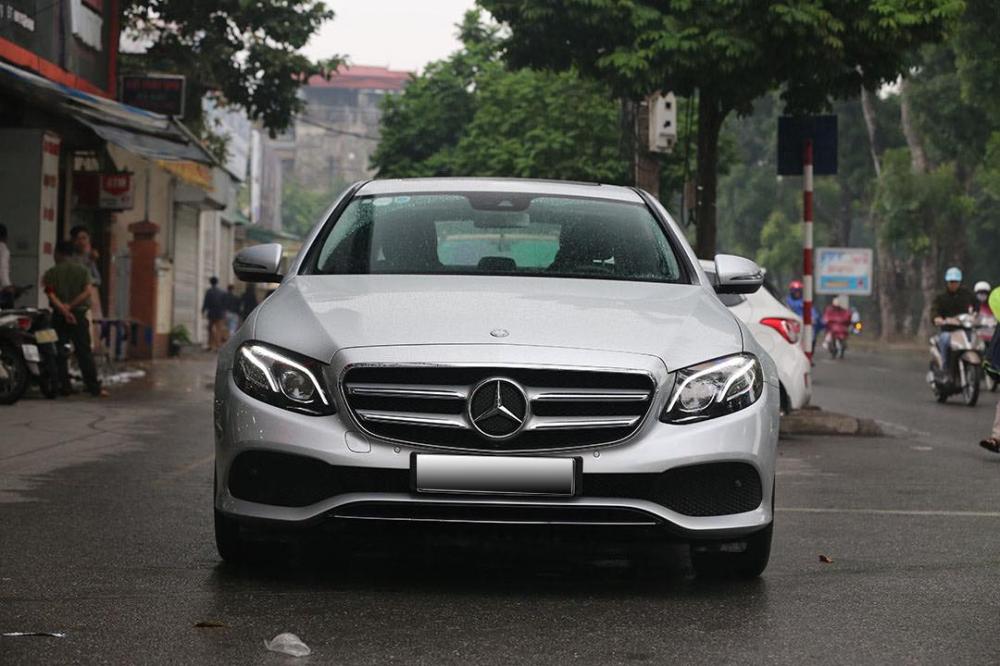 Mercedes-Benz E class E250 2016 - Bán ô tô Mercedes E250 sản xuất 2016, siêu lướt. Em Vân- Sơn Tùng Auto 0962 779 889/ 091 602 5555