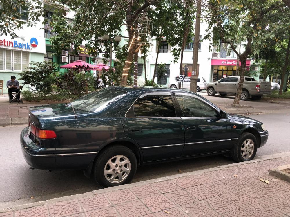 Toyota Camry GLi 2000 - Cần bán xe Toyota Camry GLi năm 2000 máy 2.2