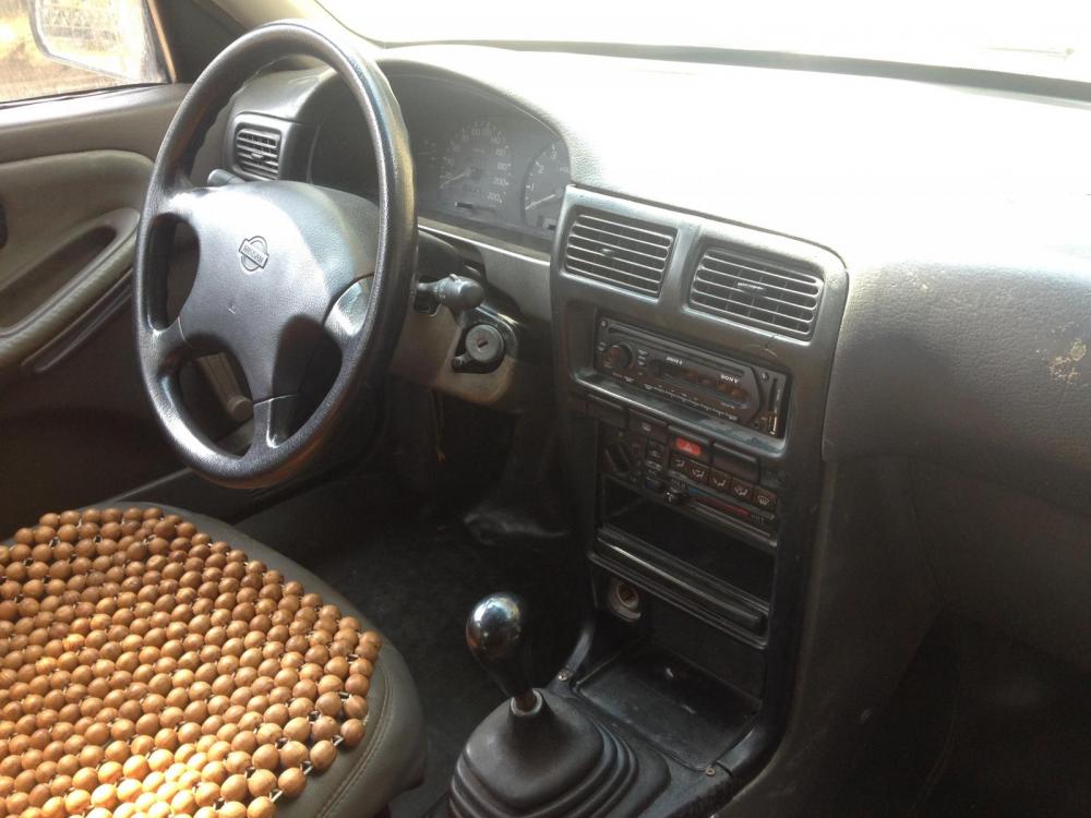 Nissan Sunny 1992 - Bán Nissan Sunny 1992, màu xám, nhập khẩu