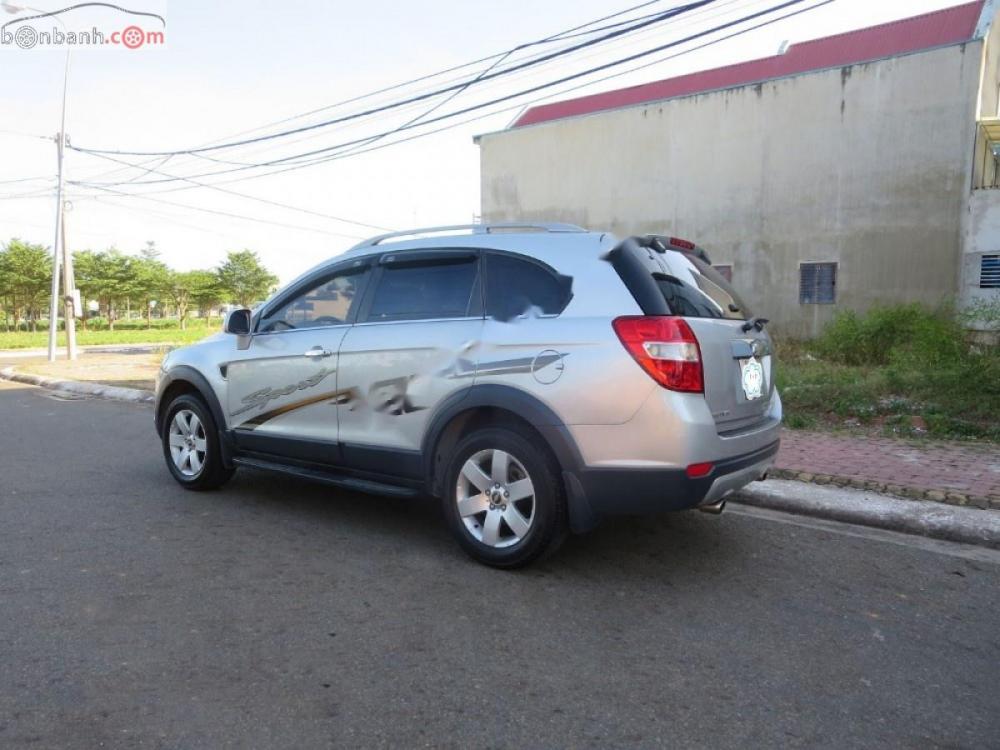 Chevrolet Captiva LTZ 2008 - Cần bán xe Chevrolet Captiva LTZ sản xuất năm 2008, màu bạc