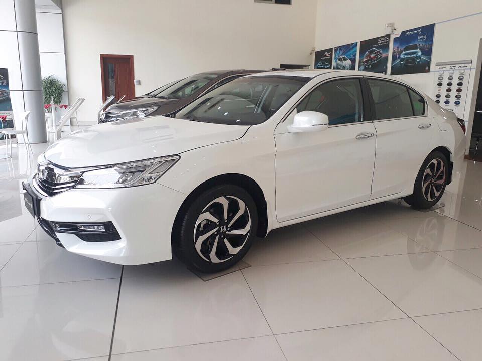 Honda Accord 2018 - Bán xe Honda Accord nhập khẩu Thái Lan