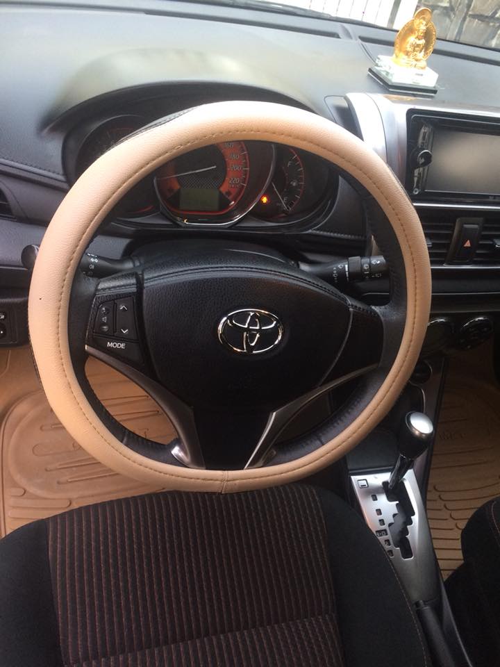 Toyota Yaris G 1.3 AT 2014 - Bán Toyota Yaris 2014, ĐK 2015, nhập Thái màu bạc. Xe còn rất đẹp