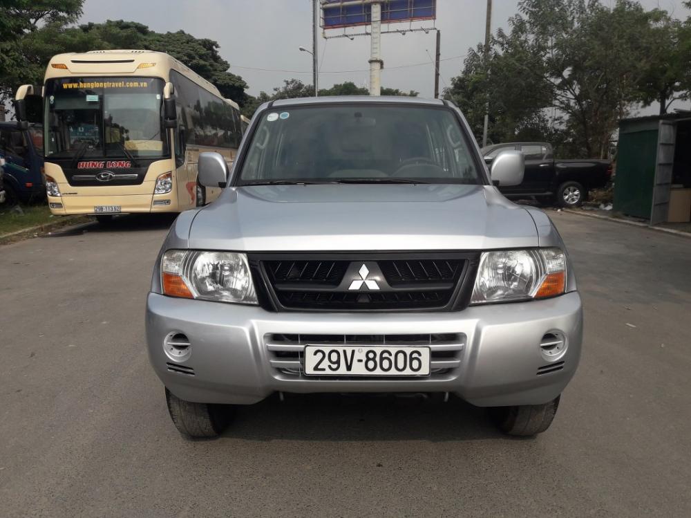 Mitsubishi Pajero   2004 - Bán Mitsubishi Pajero chở tiền đời 2005, màu bạc, xe nhập, giá 245tr