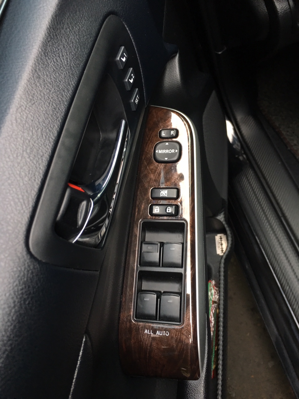 Toyota Camry 2.5Q 2015 - Bán xe Camry 2.5Q 2015 chính chủ đang sử dụng, xe mới cứng