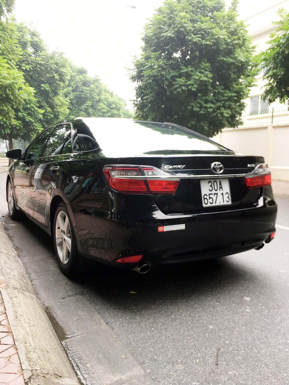 Toyota Camry 2.5Q 2015 - Bán xe Camry 2.5Q 2015 chính chủ đang sử dụng, xe mới cứng