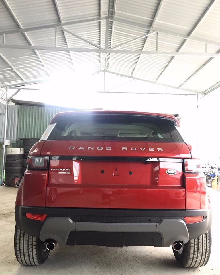 LandRover Evoque   SE Plus 2018 - Giá xe LandRover Range Rover Evoque 2018 màu đỏ-xanh-trắng. Xe giao ngay 0932222253