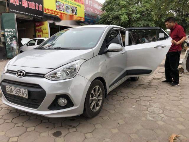 Hyundai Grand i10 2015 - Bán xe Hyundai Grand i10 2015, màu bạc, giá chỉ 346 triệu