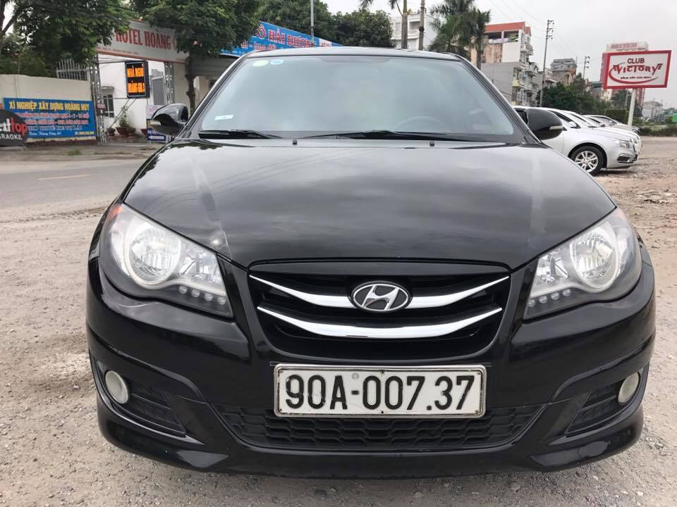 Hyundai Avante   2012 - Bán xe Hyundai Avante sản xuất 2012 màu đen, 365 triệu