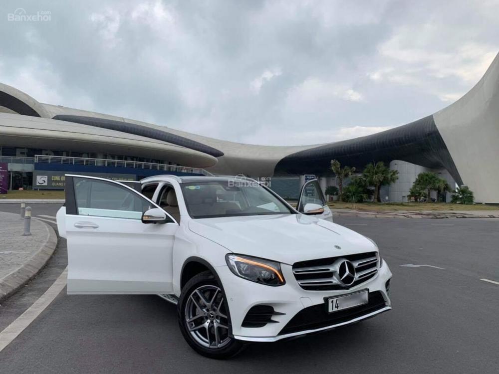 Mercedes-Benz GLC-Class GLC300 2018 - Mercedes GLC 300 SX 2018, đi 4.000km siêu lướt