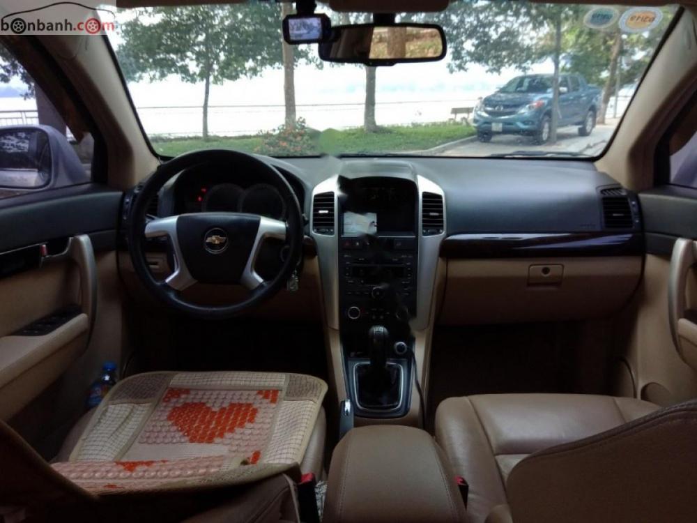 Chevrolet Captiva 2.4LT 2009 - Bán Chevrolet Captiva 2.4LT năm 2009, màu bạc chính chủ, giá chỉ 276 triệu