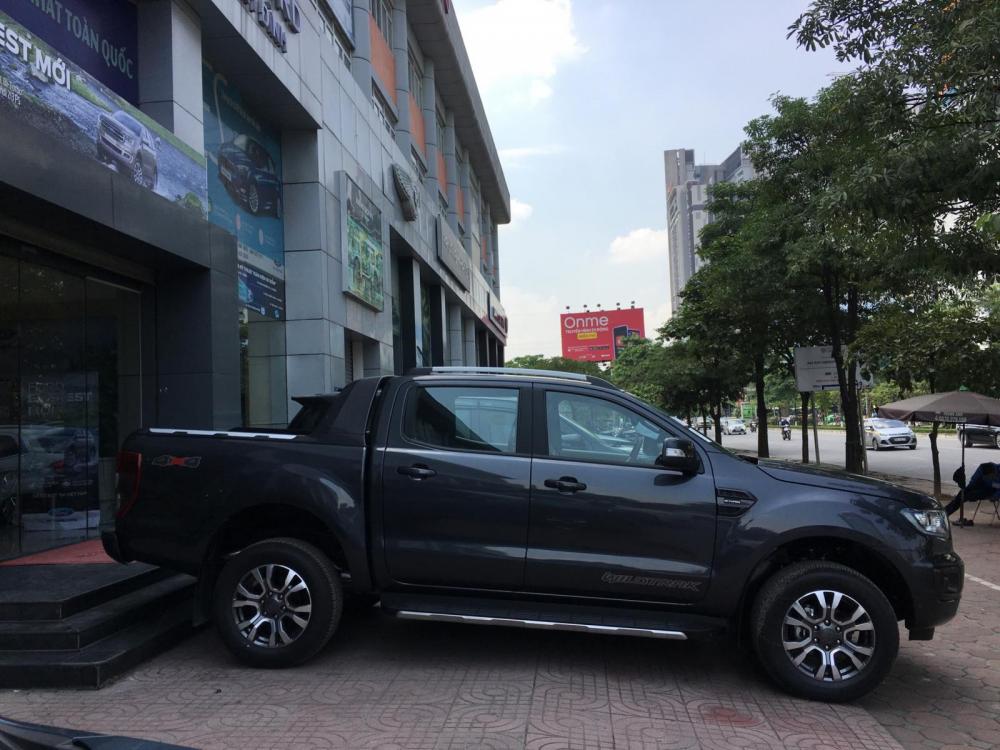 Ford Ranger Wildtrak 2.0 biturbo 4x4 2018 - Cần bán Ford Ranger Wildtrak 2.0 biturbo 4x4 sản xuất năm 2018, màu xám, nhập khẩu, 916 triệu