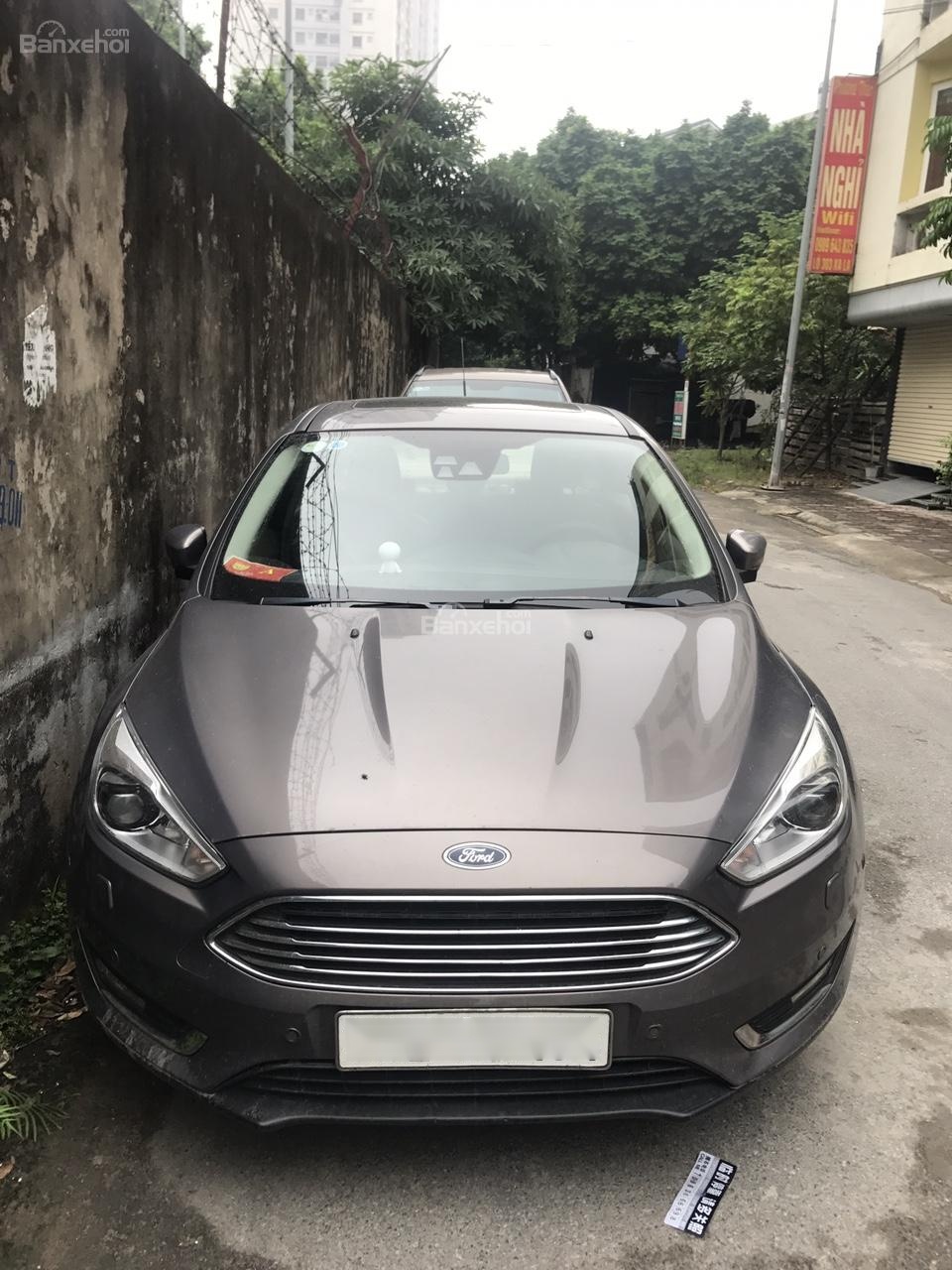 Ford Focus Titanium 1.5 Ecoboost 2015 - Bán xe Ford Focus Titanium 1.5 ecoboost đời 2016, màu nâu giá cạnh tranh