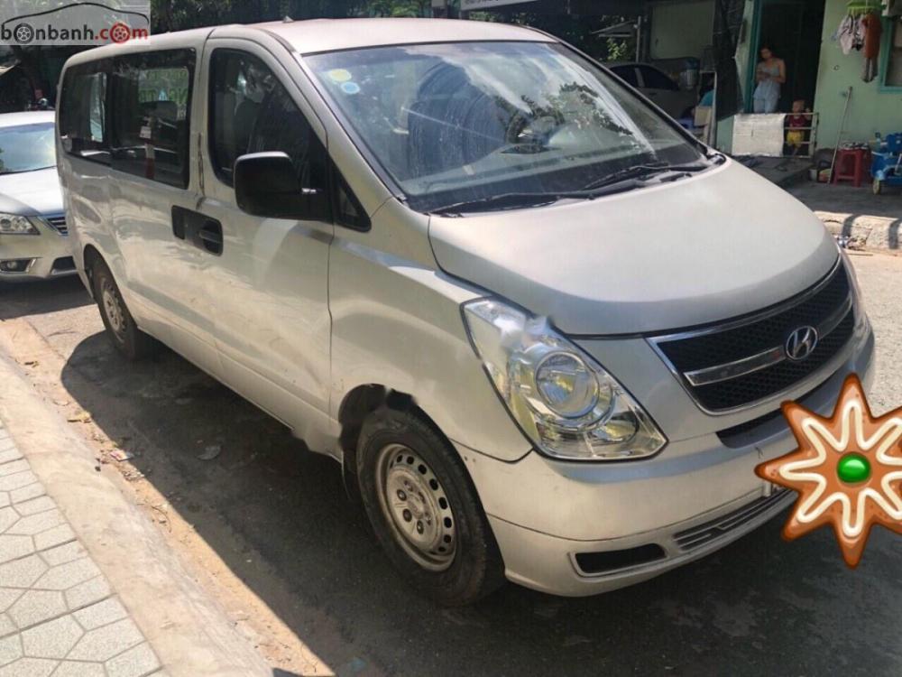 Hyundai Grand Starex 2008 - Bán xe Hyundai Grand Starex năm sản xuất 2008, màu bạc, xe nhập