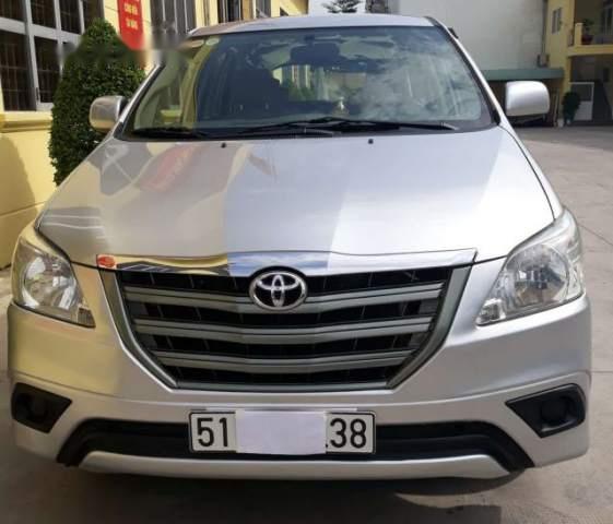 Toyota Innova 2014 - Chính chủ bán ô tô Toyota Innova đời 2014, màu bạc