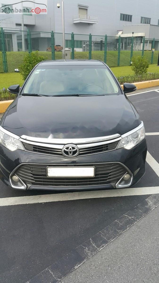 Toyota Camry 2.0E 2016 - Bán Toyota Camry 2.0E đời 2016, màu đen, giá 830 triệu