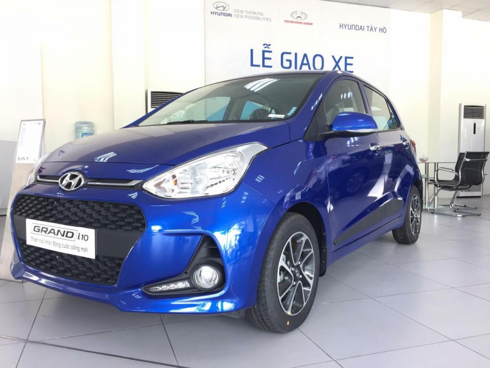 Hyundai Grand i10 2018 - Bán Grand I10 Hatchback số sàn, bản đủ, màu xanh dương, xe giao ngay