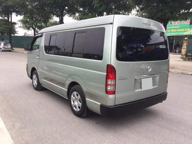 Toyota Hiace   2010 - Bán ô tô Toyota Hiace đời 2010 số sàn, giá tốt