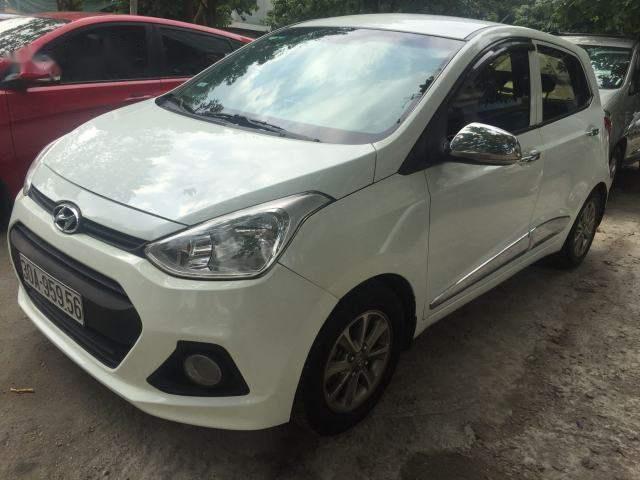 Hyundai Grand i10   2015 - Bán Hyundai Grand i10 đời 2015, màu trắng, nhập khẩu 