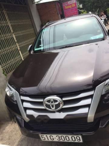 Toyota Fortuner   2017 - Bán xe Toyota Fortuner sản xuất năm 2017, màu đỏ, xe nhập