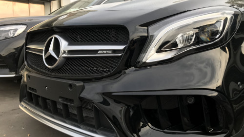 Mercedes-Benz GLA-Class  2.0 Turbo AT  2018 - Cần bán Mercedes 2.0 Turbo AT đời 2018, màu đen