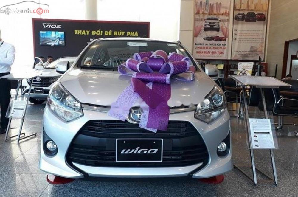 Toyota Wigo 2018 - Cần bán xe Toyota Wigo sản xuất năm 2018, màu bạc, nhập khẩu nguyên chiếc, giá 345tr