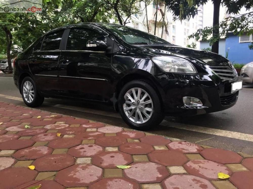 Toyota Vios E 2012 - Bán Toyota Vios E năm sản xuất 2012, màu đen, số sàn, giá tốt