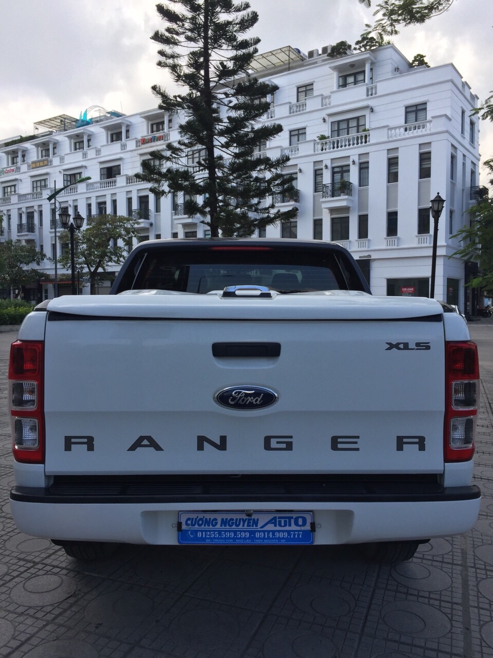 Ford Ranger XLS-AT 2.2 2016 - Cần bán Ford Ranger XLS AT 2.2 số tự động, chính chủ 2016