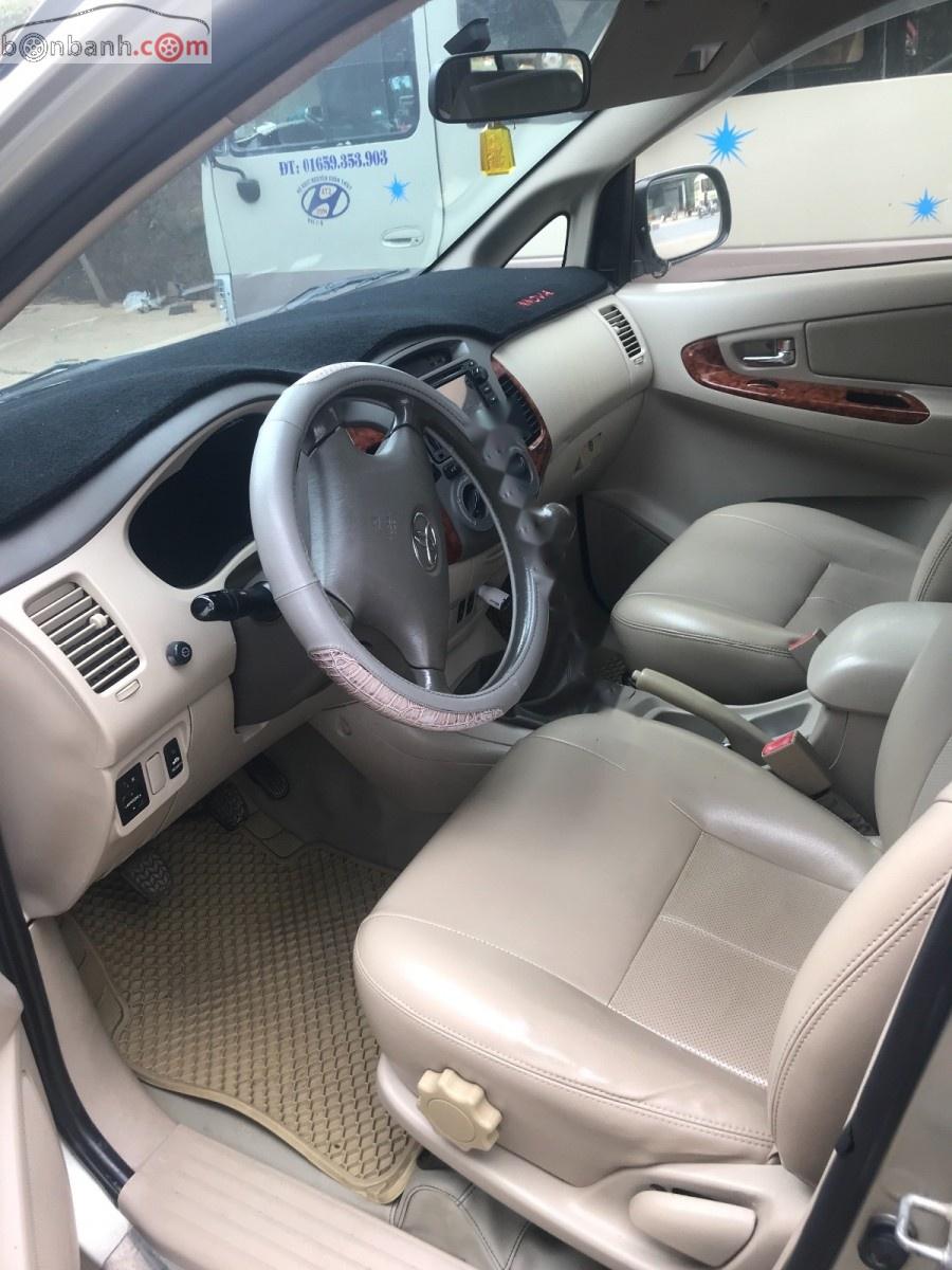 Toyota Innova G 2008 - Cần bán xe Toyota Innova G đời 2008, màu bạc, chính chủ, giá tốt